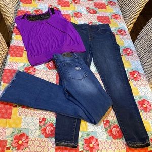 Celebrity Ace Jeans Sz 1/25, Old Navy Rockstar Mid-Rise Jeggings + Bonus Blouse
